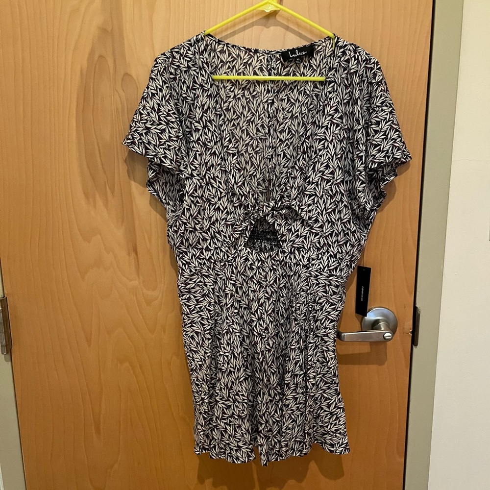 NWT Lulus Tie Front Romper